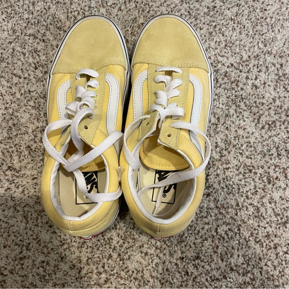 Yellow Vans - Picture 3 of 7